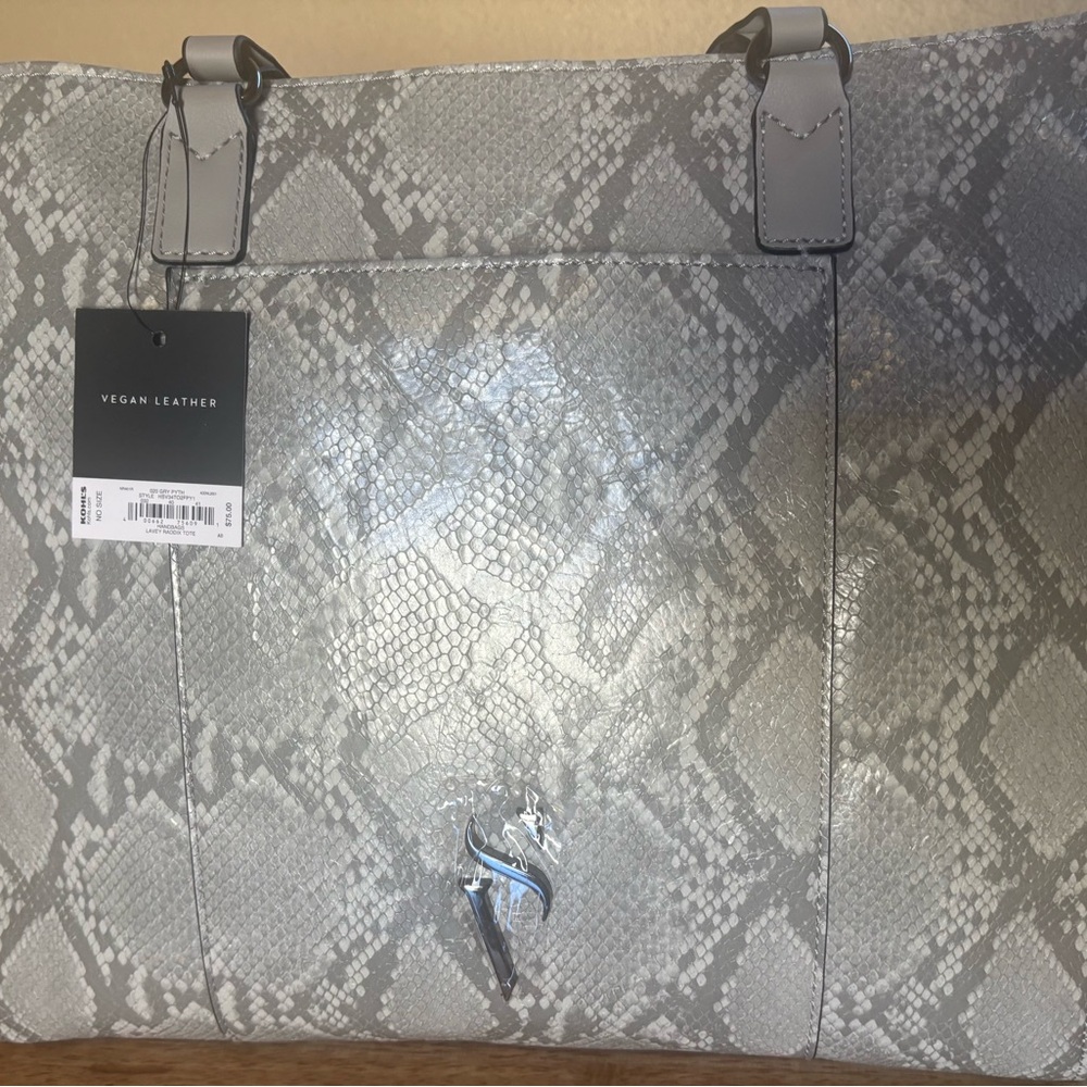 Simply Vera Chic Snake Print Vegan Leather Tote